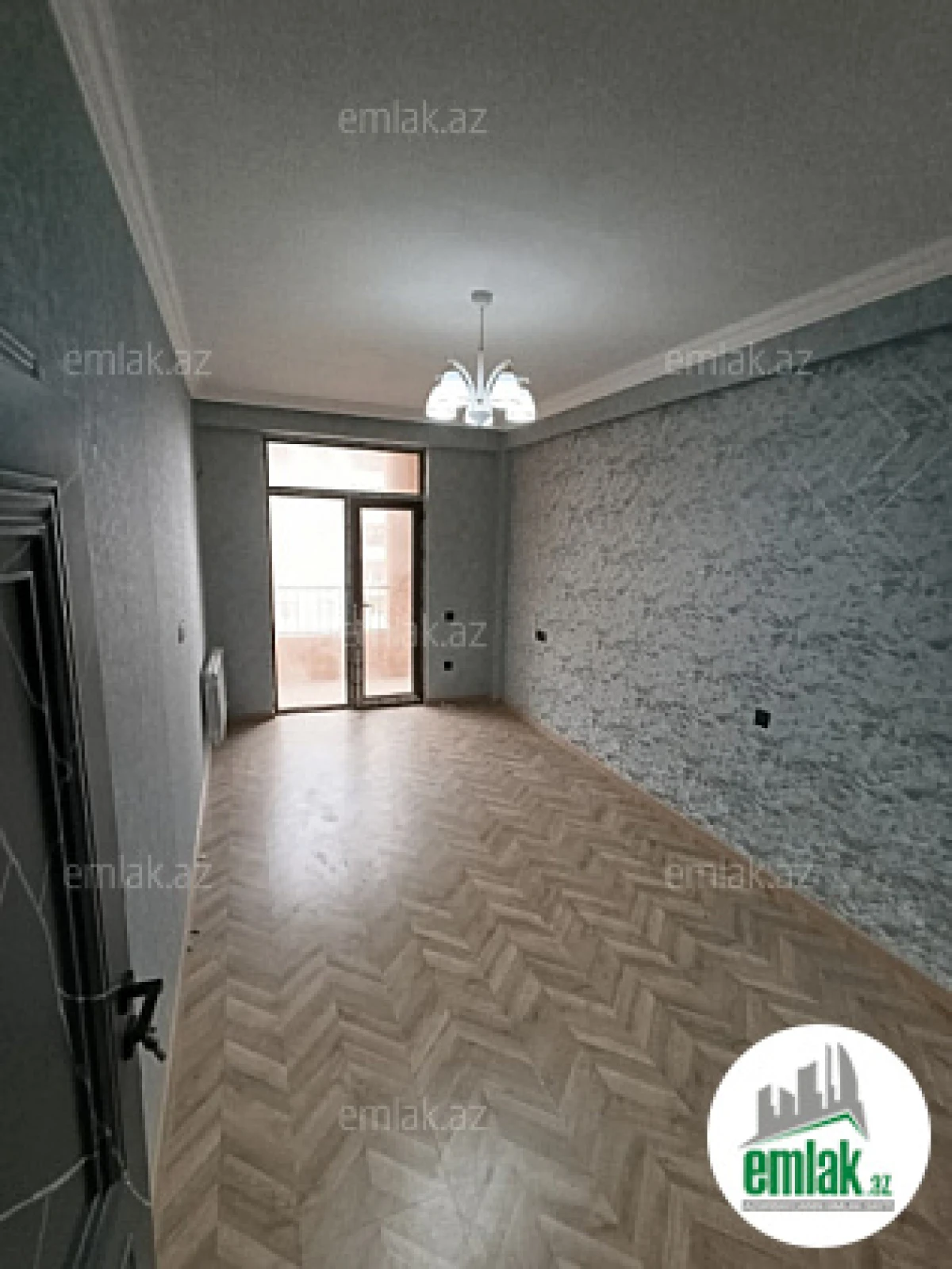 Satılır 3 otaqlı yeni tikili 98 m²