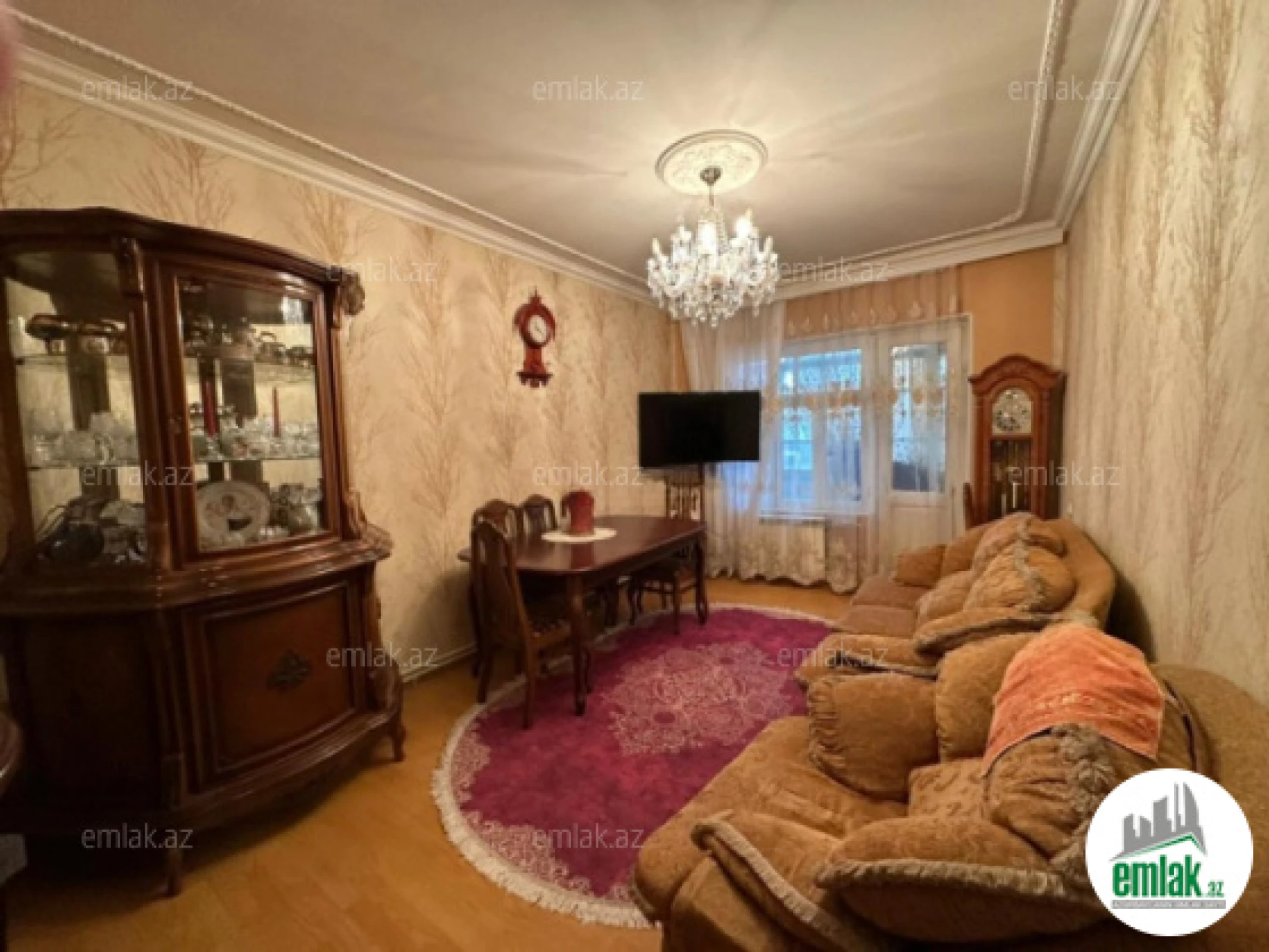 Satılır 4 otaqlı köhnə tikili 110 m²