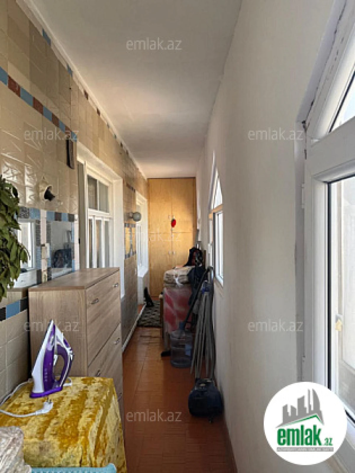 Satılır 4 otaqlı köhnə tikili 110 m²