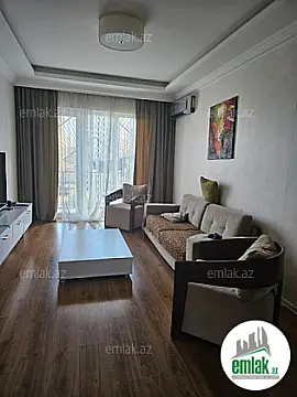 Satılır 4 otaqlı köhnə tikili 110 m²
