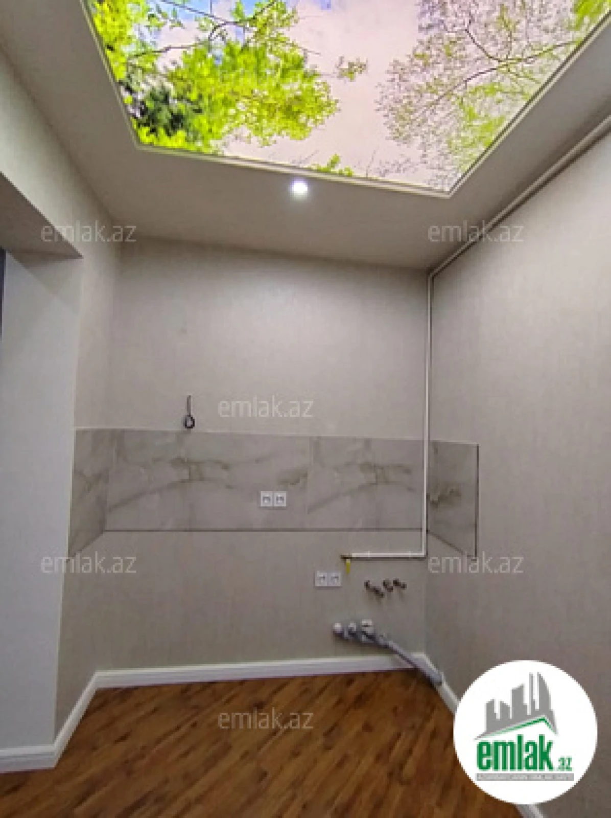 Satılır 2 otaqlı yeni tikili 60 m²