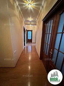 Satılır 3 otaqlı yeni tikili 115 m²