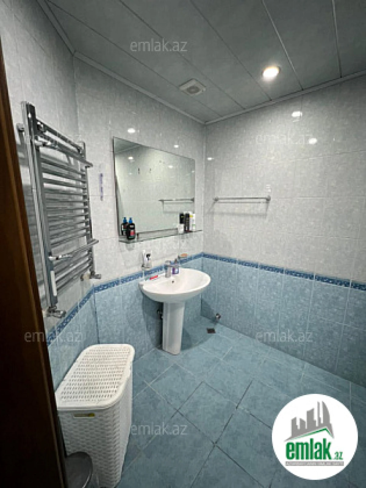 Satılır 3 otaqlı yeni tikili 115 m²