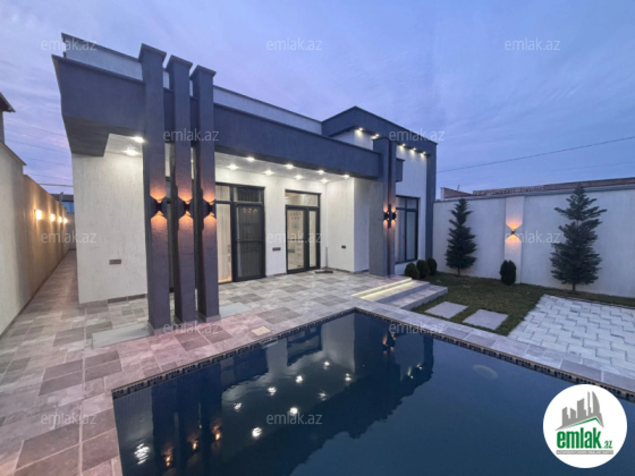 Satılır 4 otaqlı mənzil 150 m²