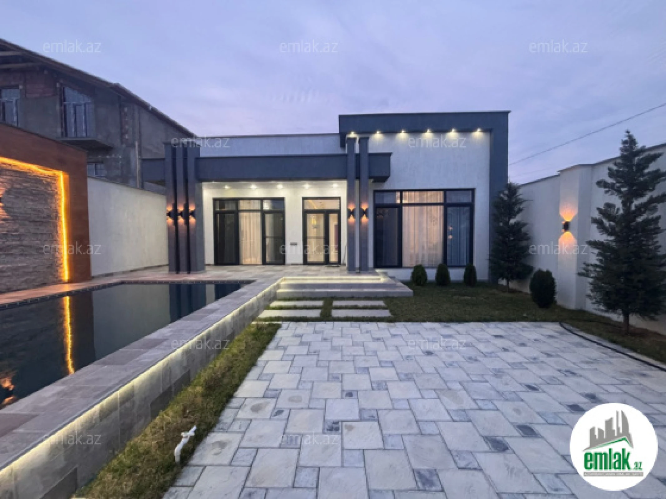 Satılır 4 otaqlı mənzil 150 m²