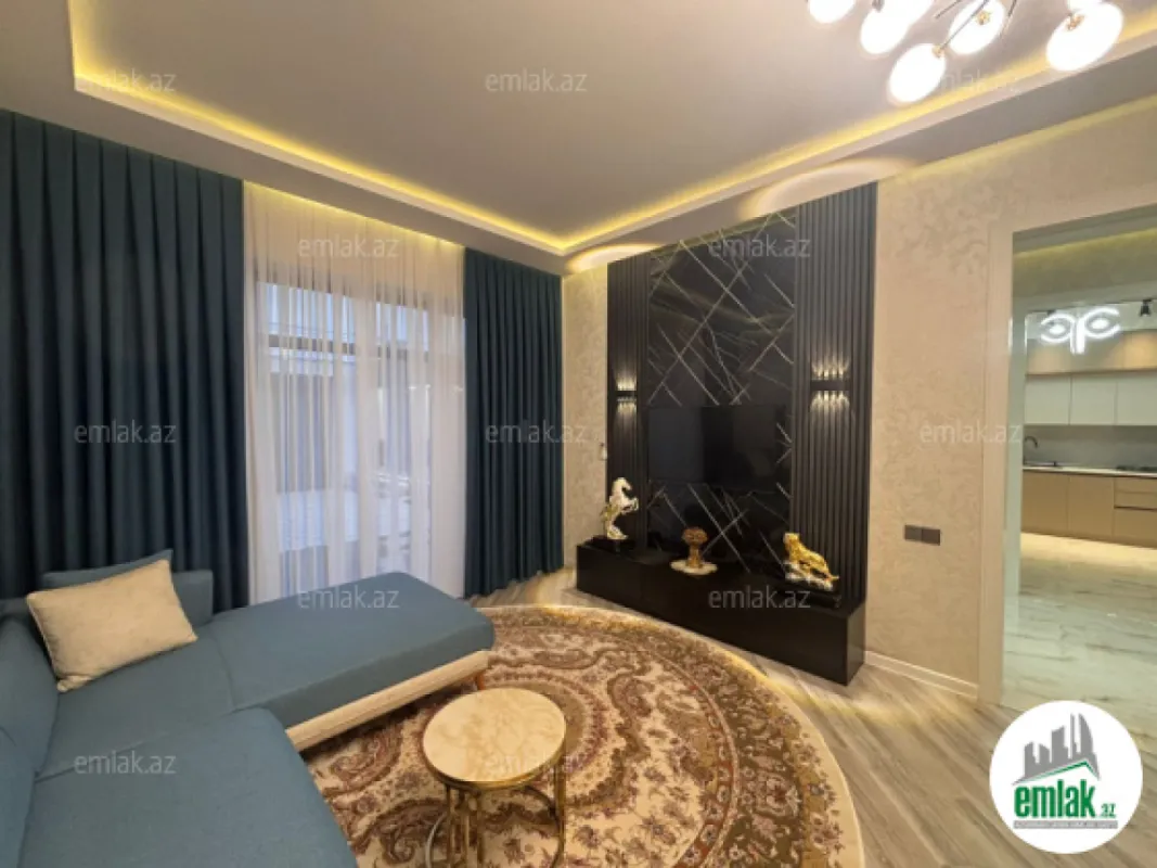 Satılır 4 otaqlı mənzil 150 m²