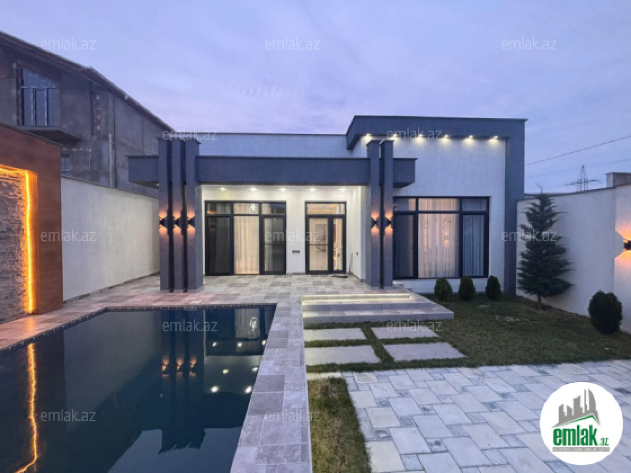 Satılır 4 otaqlı mənzil 150 m²