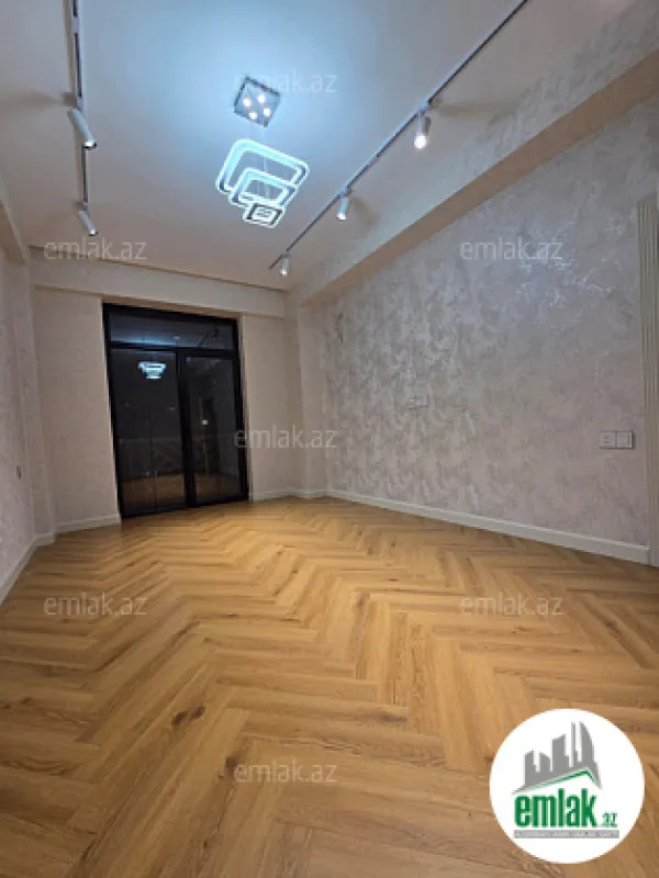 Satılır 2 otaqlı yeni tikili 75 m²