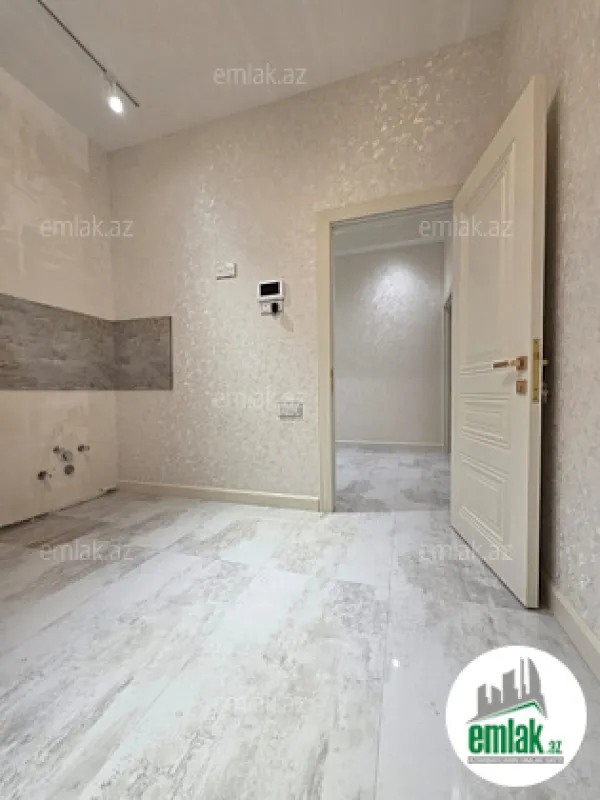 Satılır 2 otaqlı yeni tikili 75 m²