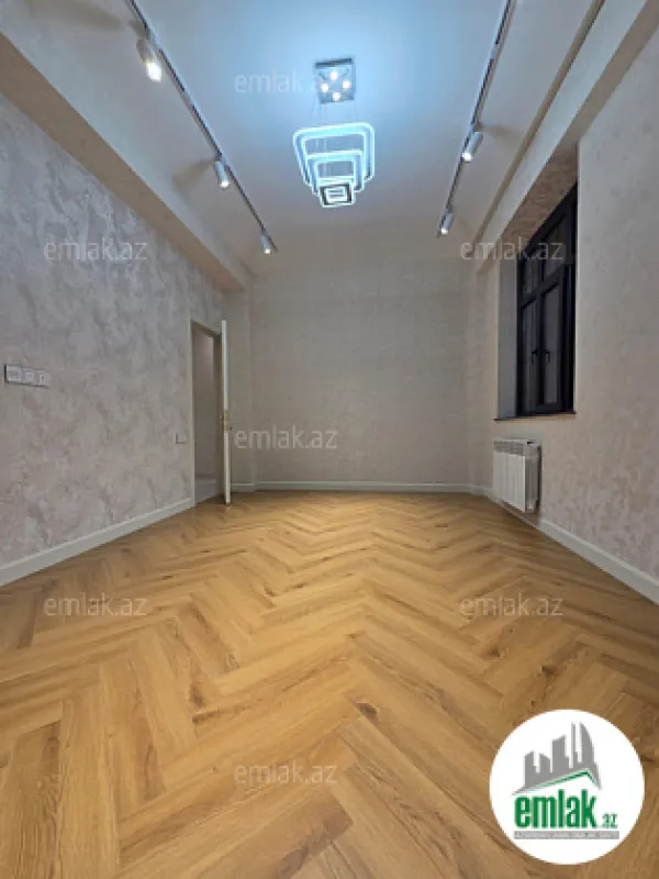 Satılır 2 otaqlı yeni tikili 75 m²