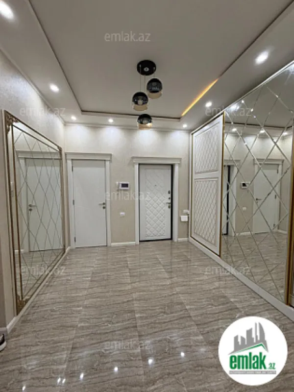 Satılır 3 otaqlı yeni tikili 140 m²