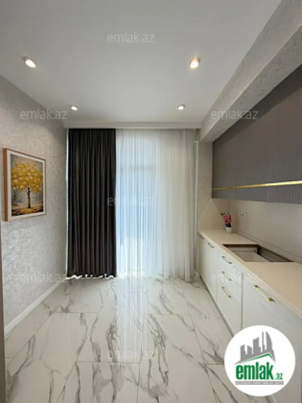 Satılır 3 otaqlı yeni tikili 85 m²