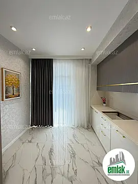 Satılır 3 otaqlı yeni tikili 85 m²