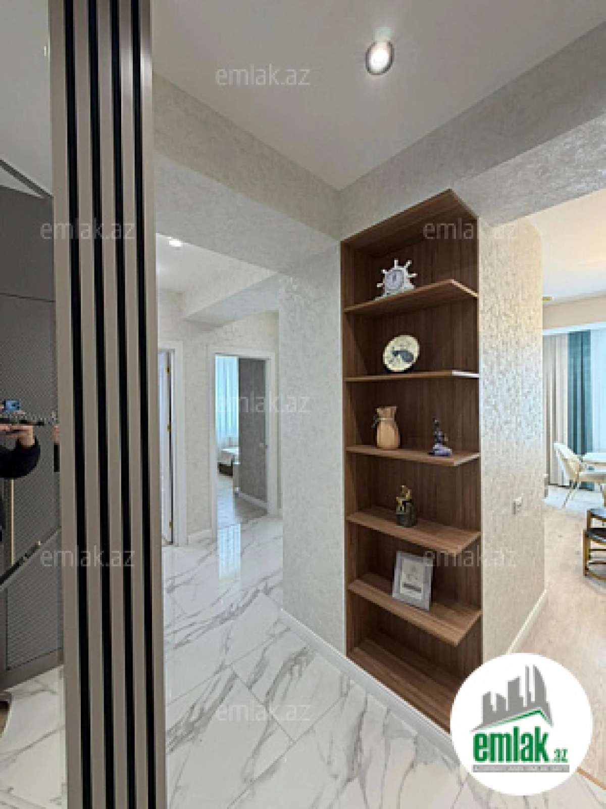 Satılır 3 otaqlı yeni tikili 85 m²