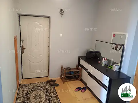 Satılır 3 otaqlı köhnə tikili 80 m²