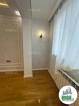 Satılır 3 otaqlı köhnə tikili 90 m²