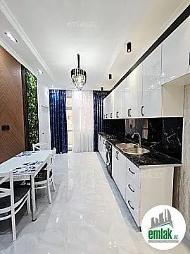 Satılır 3 otaqlı yeni tikili 86 m²