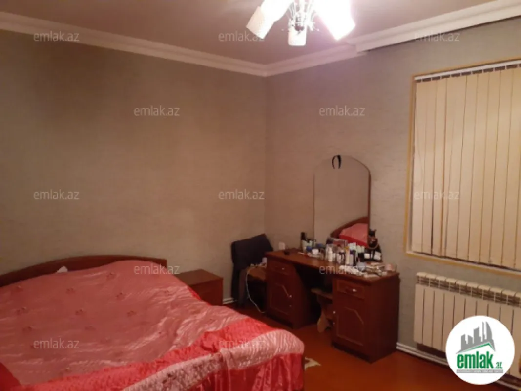 Satılır 4 otaqlı həyət evi 110 m²