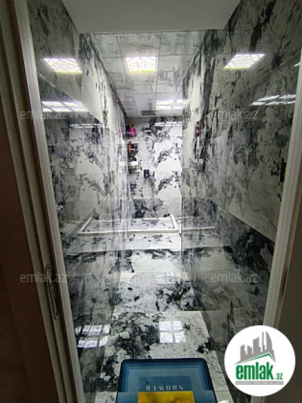 Satılır 2 otaqlı köhnə tikili 80 m²