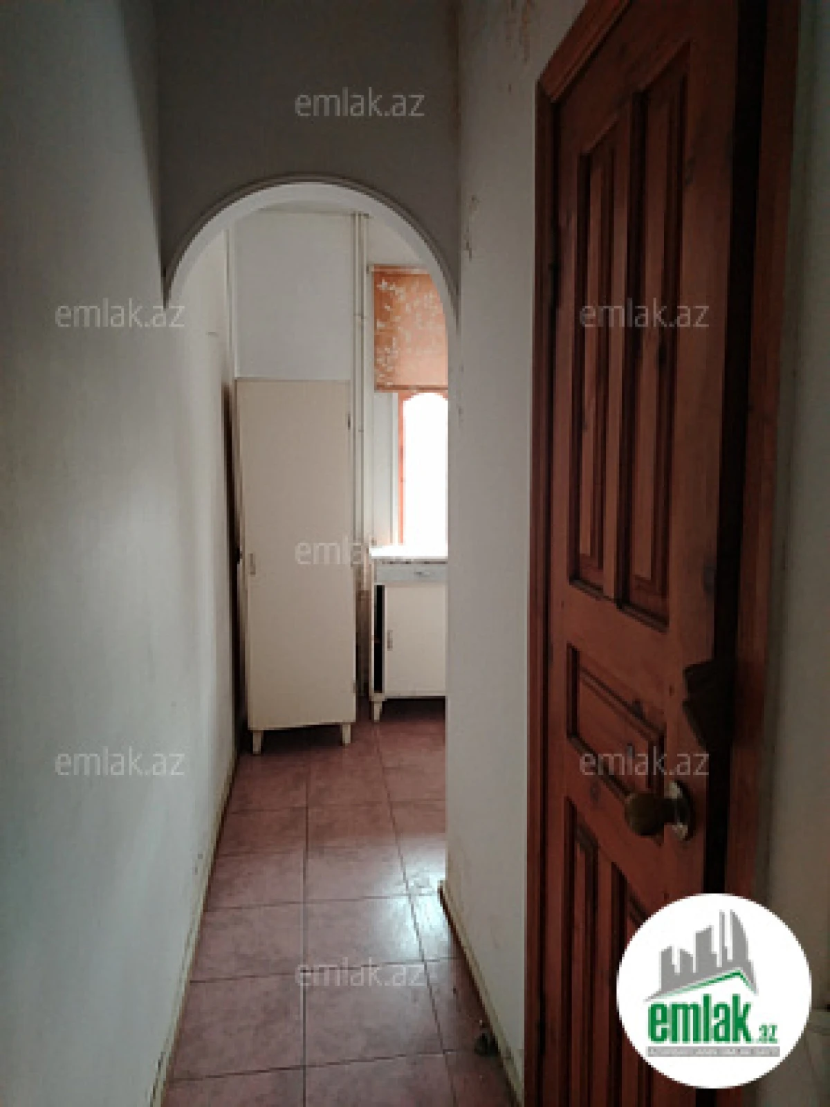 Satılır 2 otaqlı köhnə tikili 45 m²