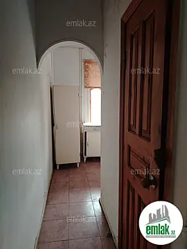 Satılır 2 otaqlı köhnə tikili 45 m²