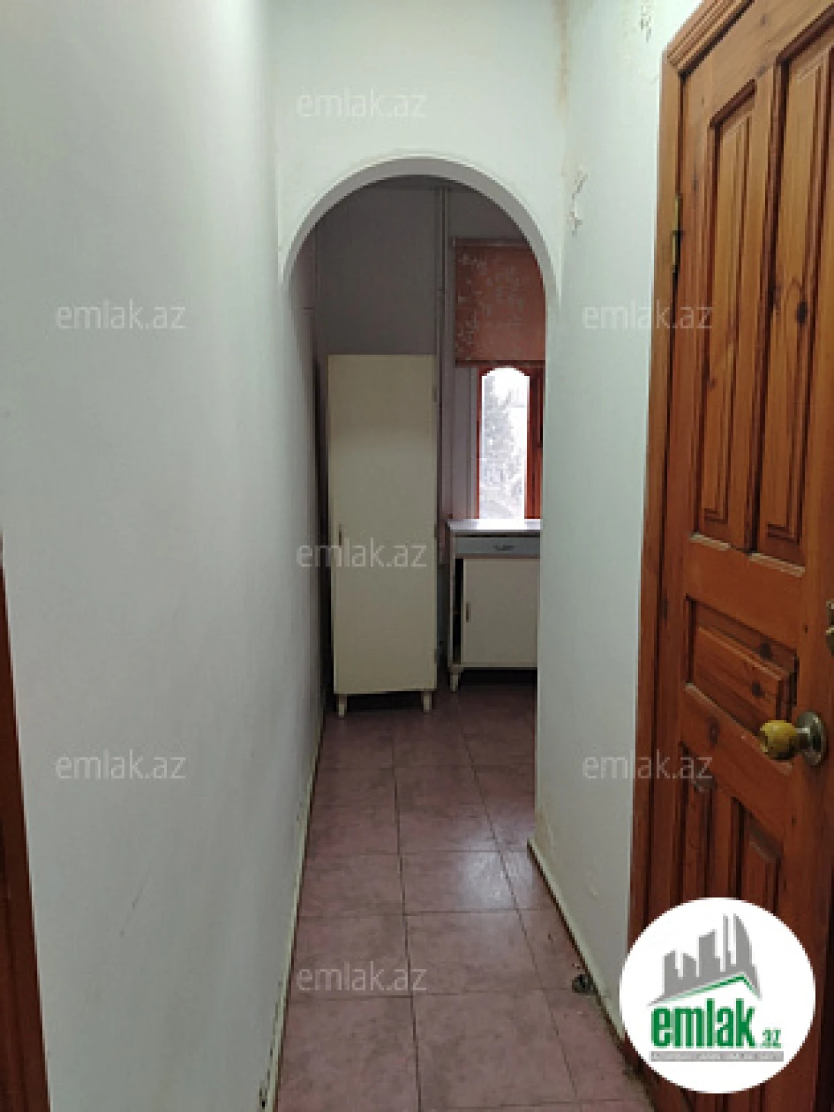 Satılır 2 otaqlı köhnə tikili 45 m²