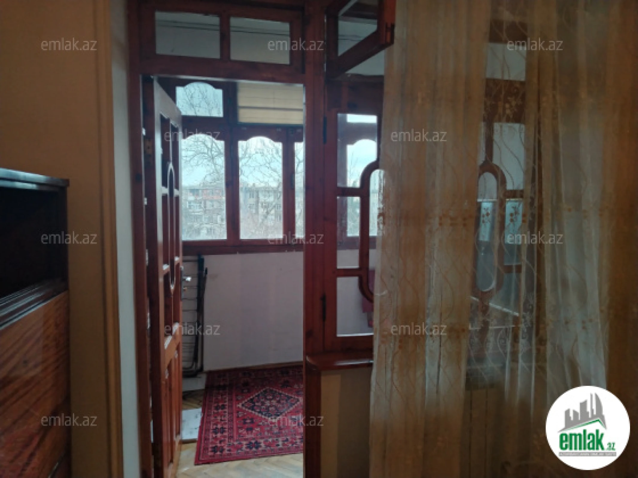 Satılır 2 otaqlı köhnə tikili 45 m²