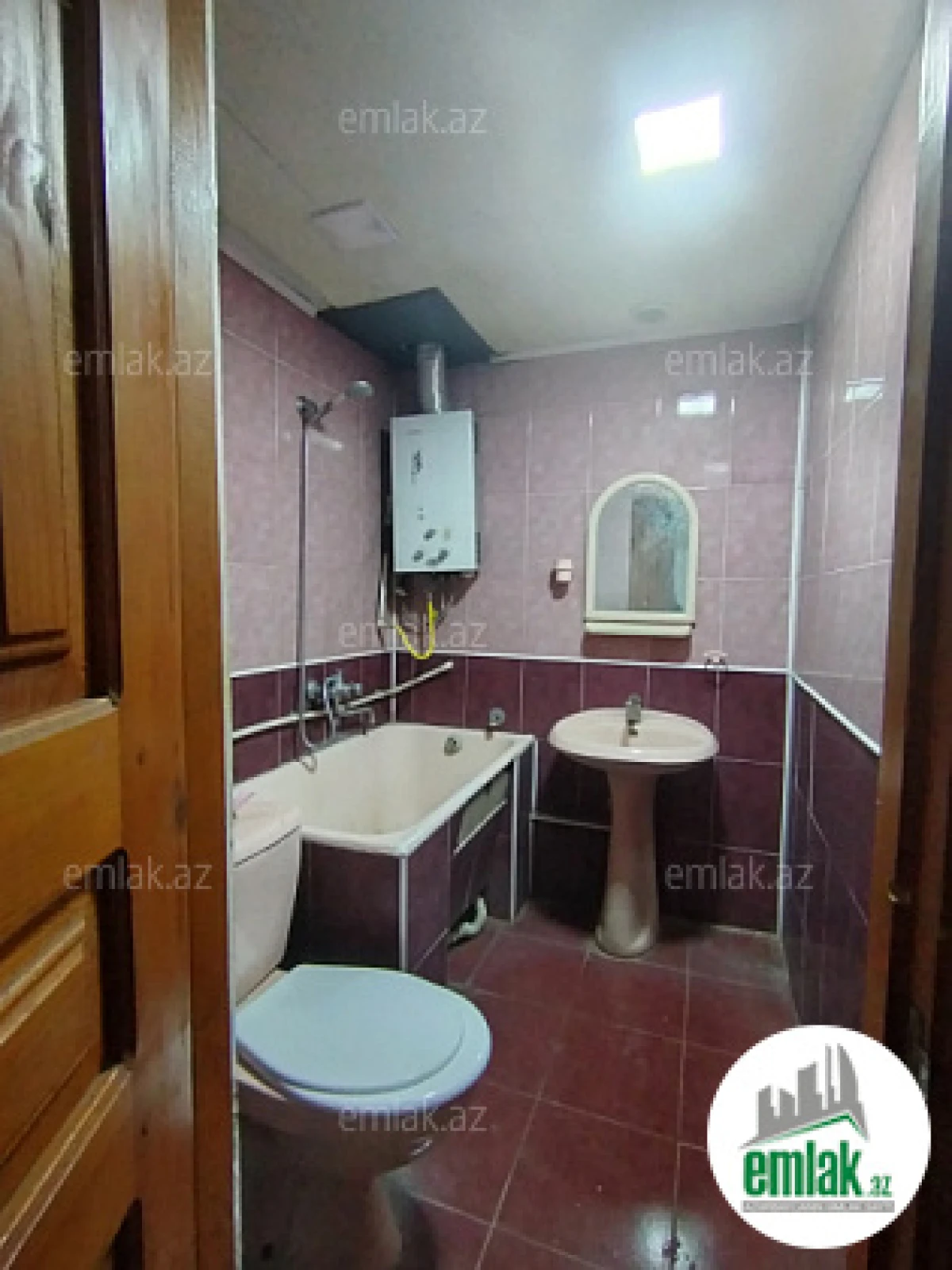 Satılır 2 otaqlı köhnə tikili 45 m²
