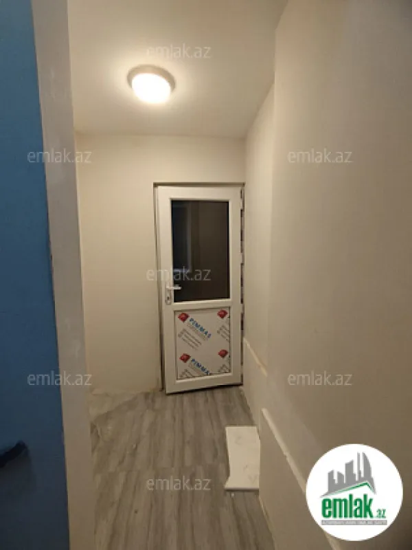 Satılır 2 otaqlı köhnə tikili 80 m²