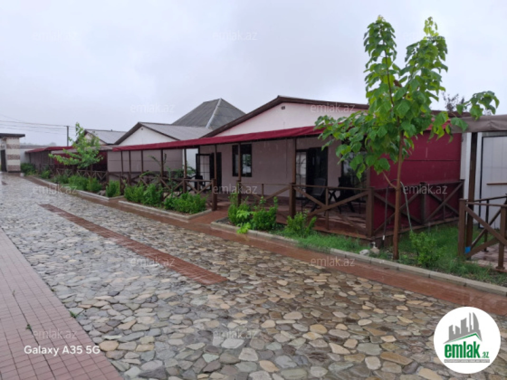 Satılır 20 otaqlı obyekt 13.5 m²