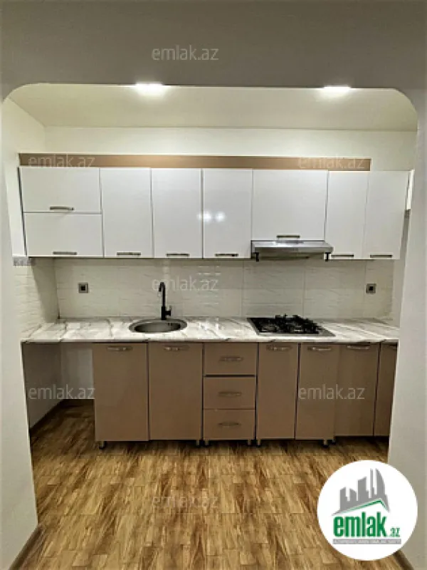 Satılır 2 otaqlı köhnə tikili 45 m²
