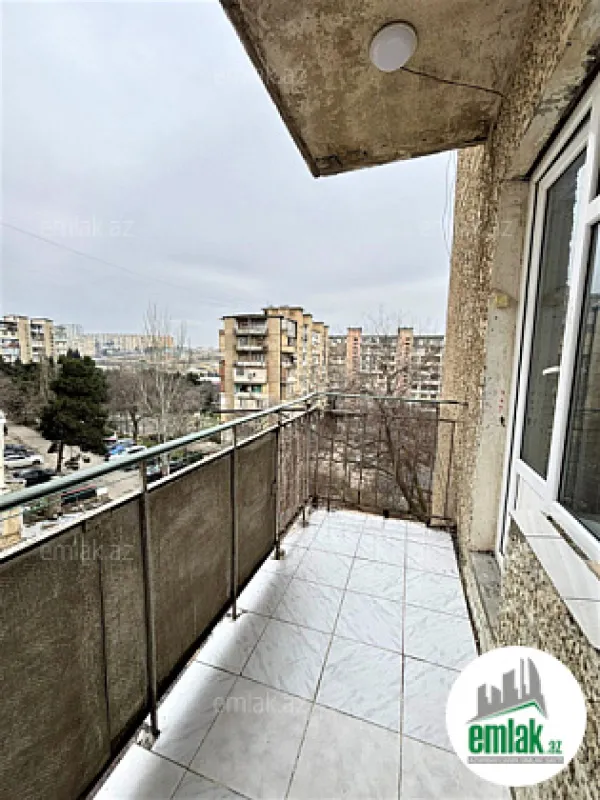 Satılır 2 otaqlı köhnə tikili 45 m²