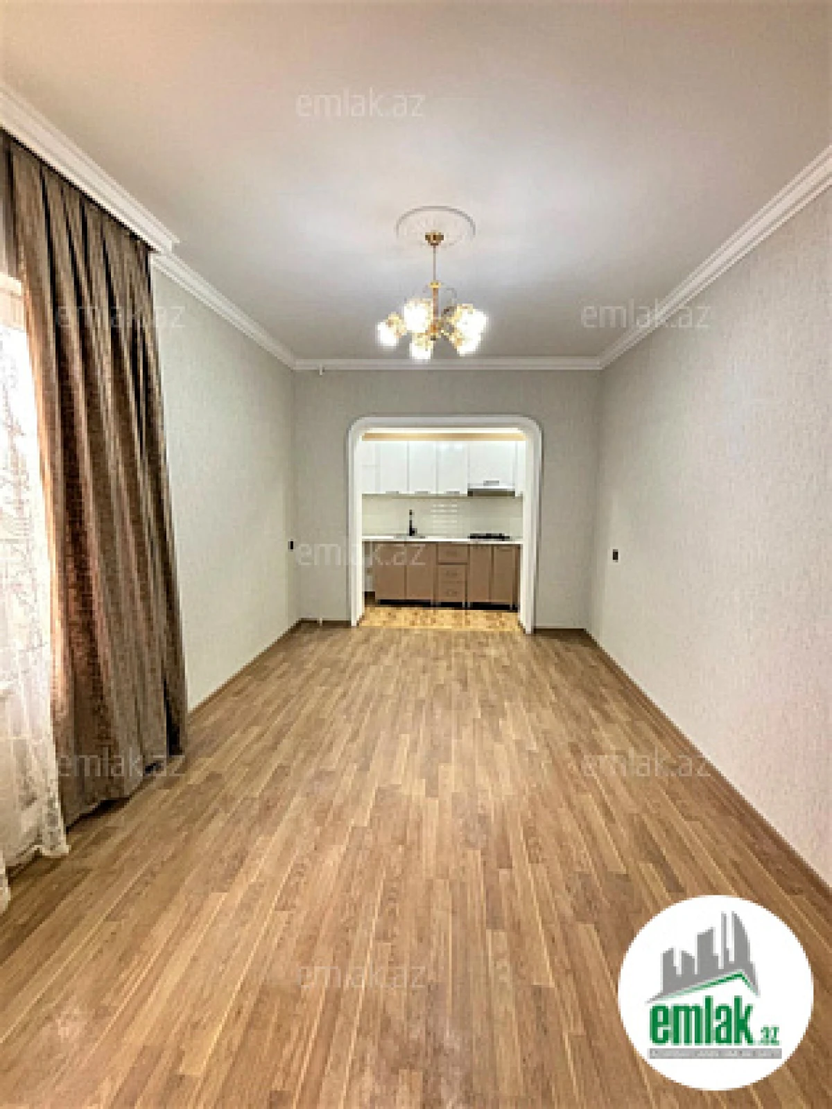 Satılır 2 otaqlı köhnə tikili 45 m²