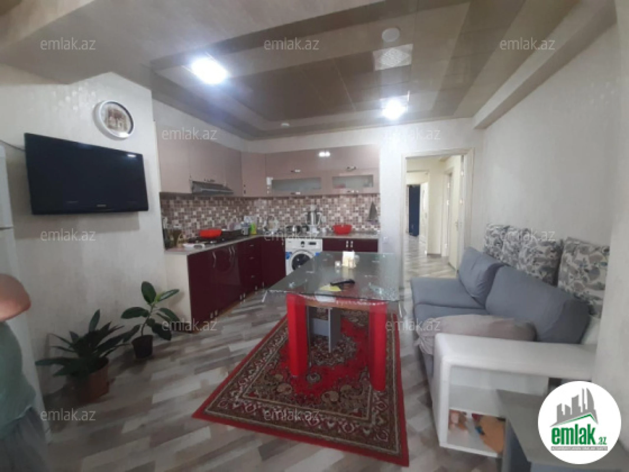 Satılır 3 otaqlı yeni tikili 135 m²