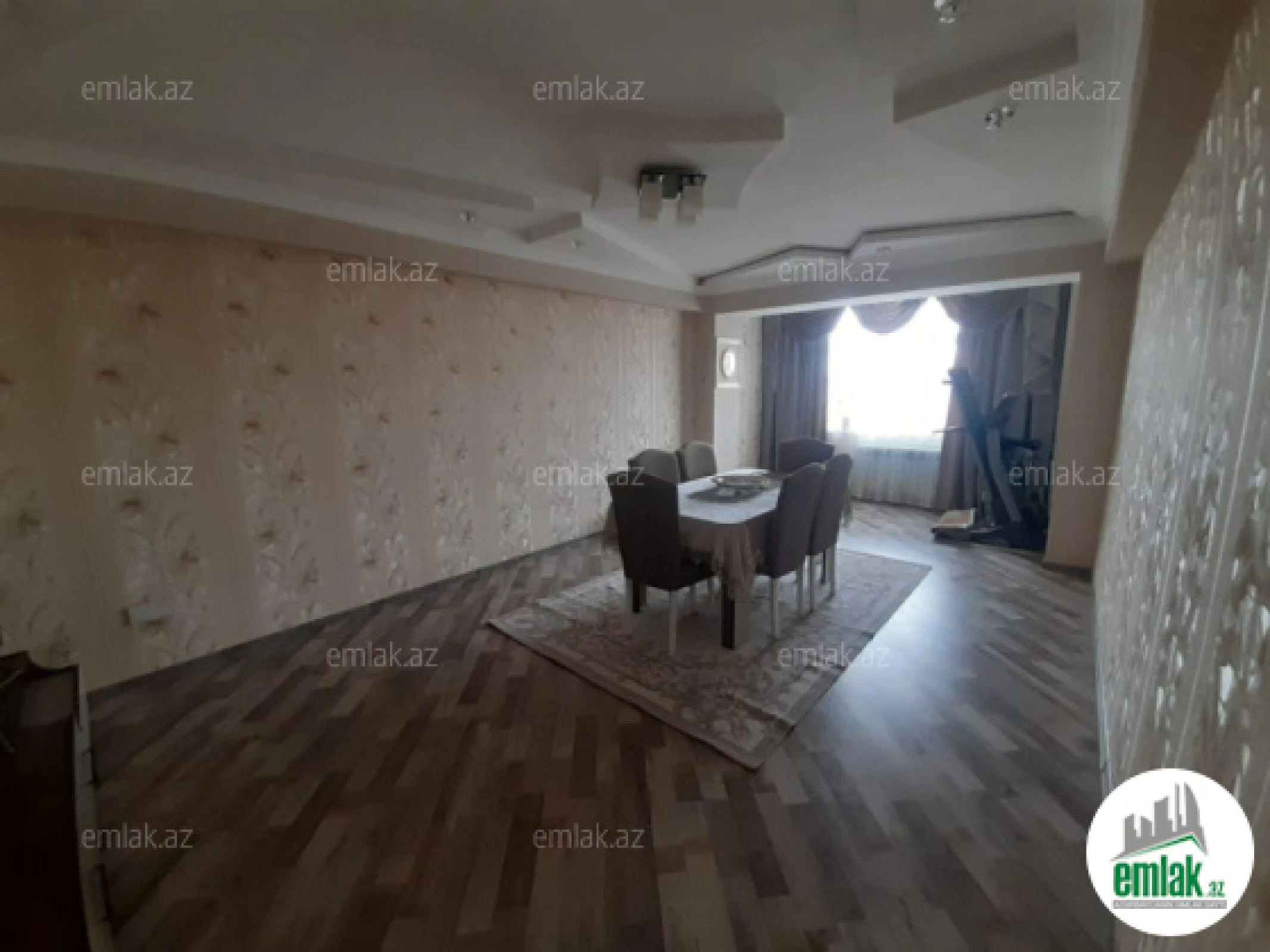Satılır 3 otaqlı yeni tikili 135 m²