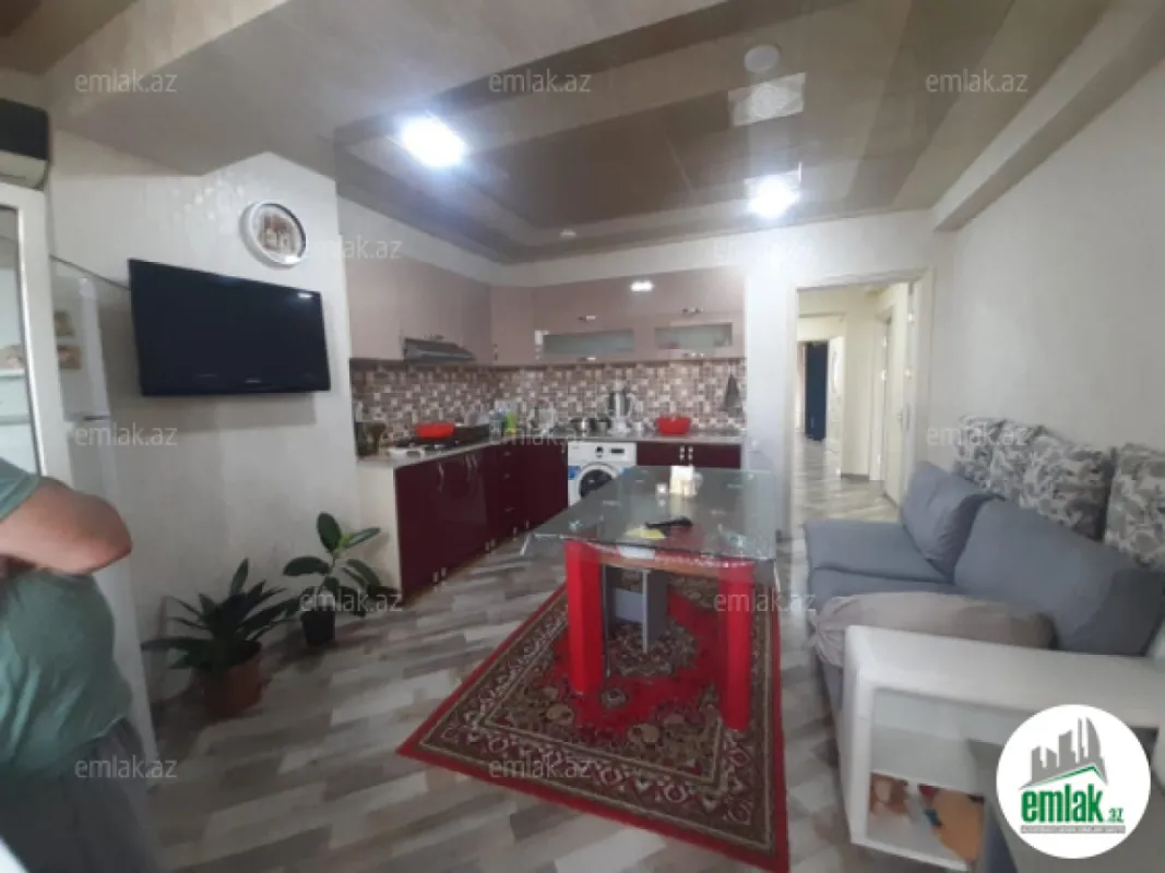 Satılır 3 otaqlı yeni tikili 135 m²