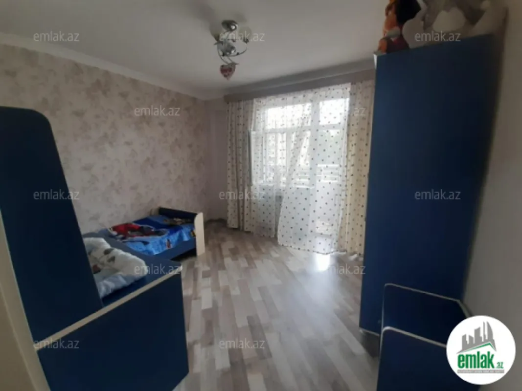 Satılır 3 otaqlı yeni tikili 135 m²