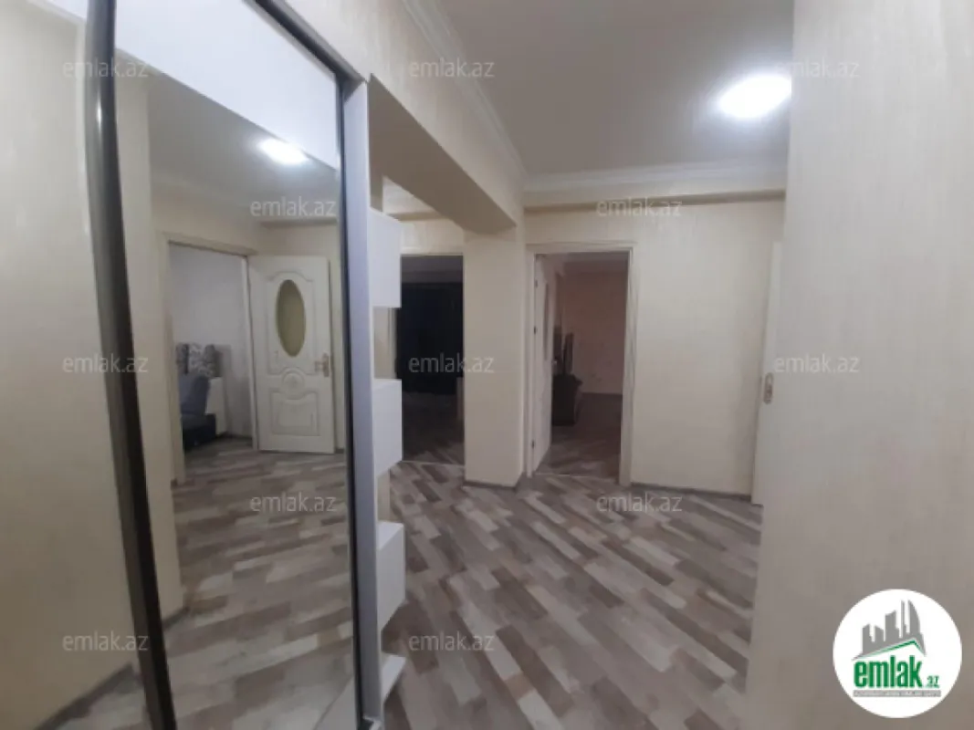 Satılır 3 otaqlı yeni tikili 135 m²