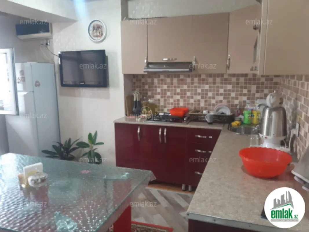 Satılır 3 otaqlı yeni tikili 135 m²