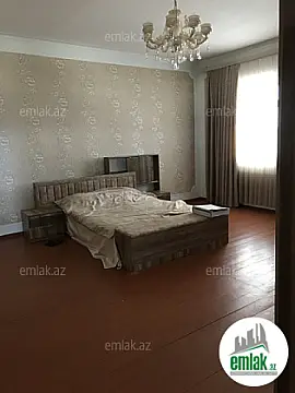 Satılır 8 otaqlı həyət evi 1831 m²