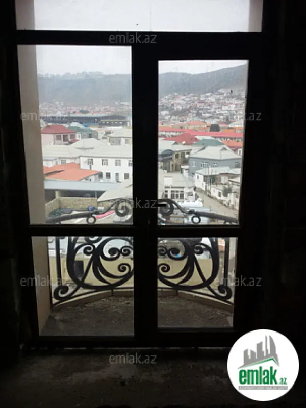 Satılır 6 otaqlı yeni tikili 214 m²