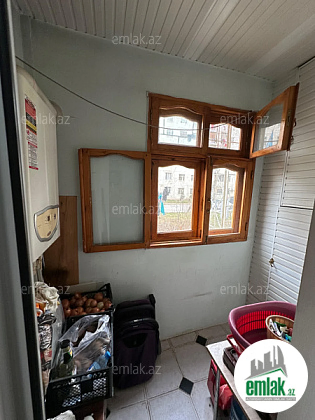 Satılır 3 otaqlı köhnə tikili 70 m²