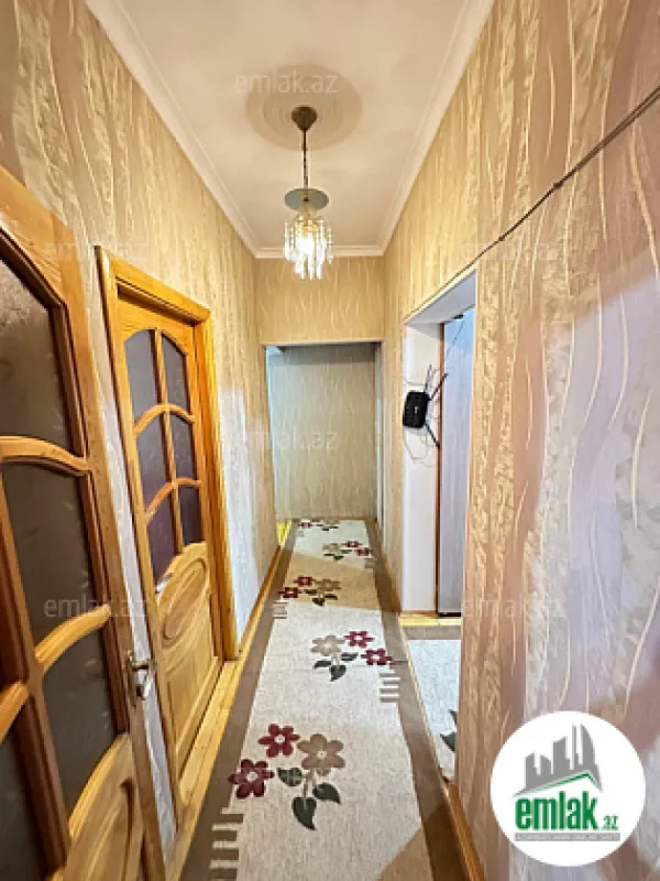 Satılır 3 otaqlı köhnə tikili 70 m²