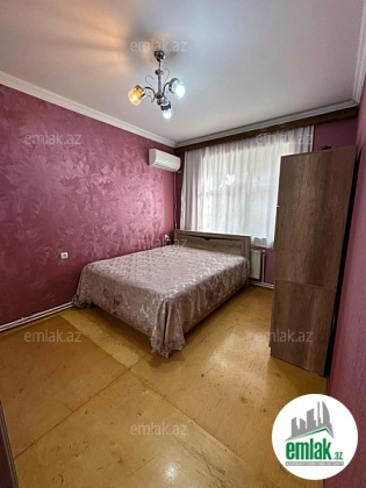 Satılır 3 otaqlı köhnə tikili 70 m²