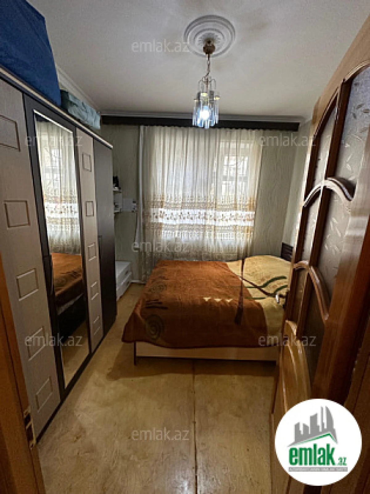 Satılır 3 otaqlı köhnə tikili 70 m²