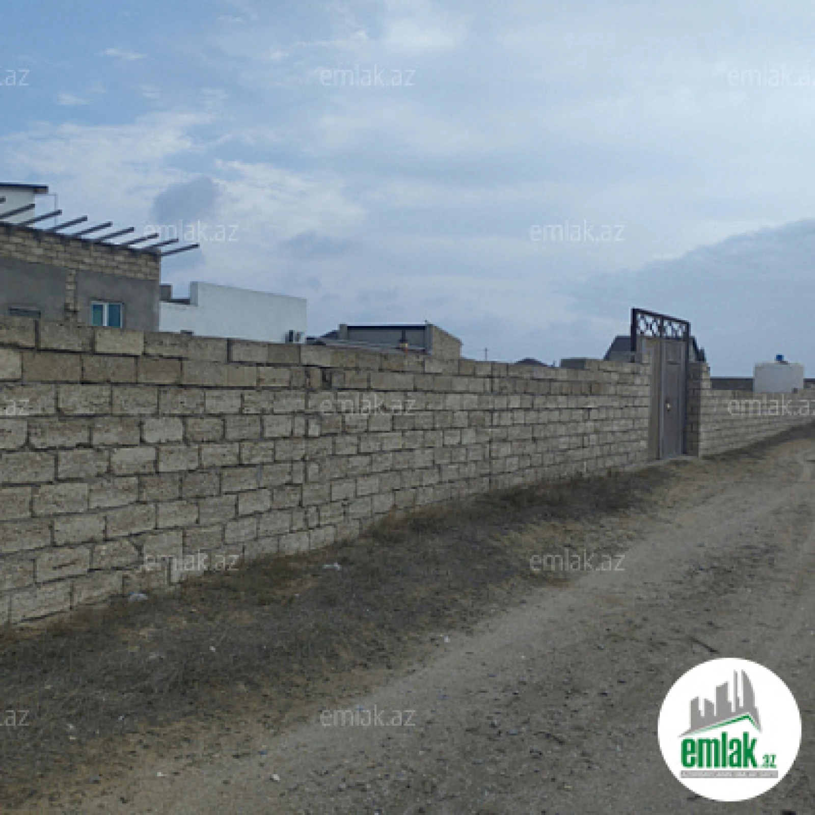 Satılır 2 otaqlı mənzil 40 m²