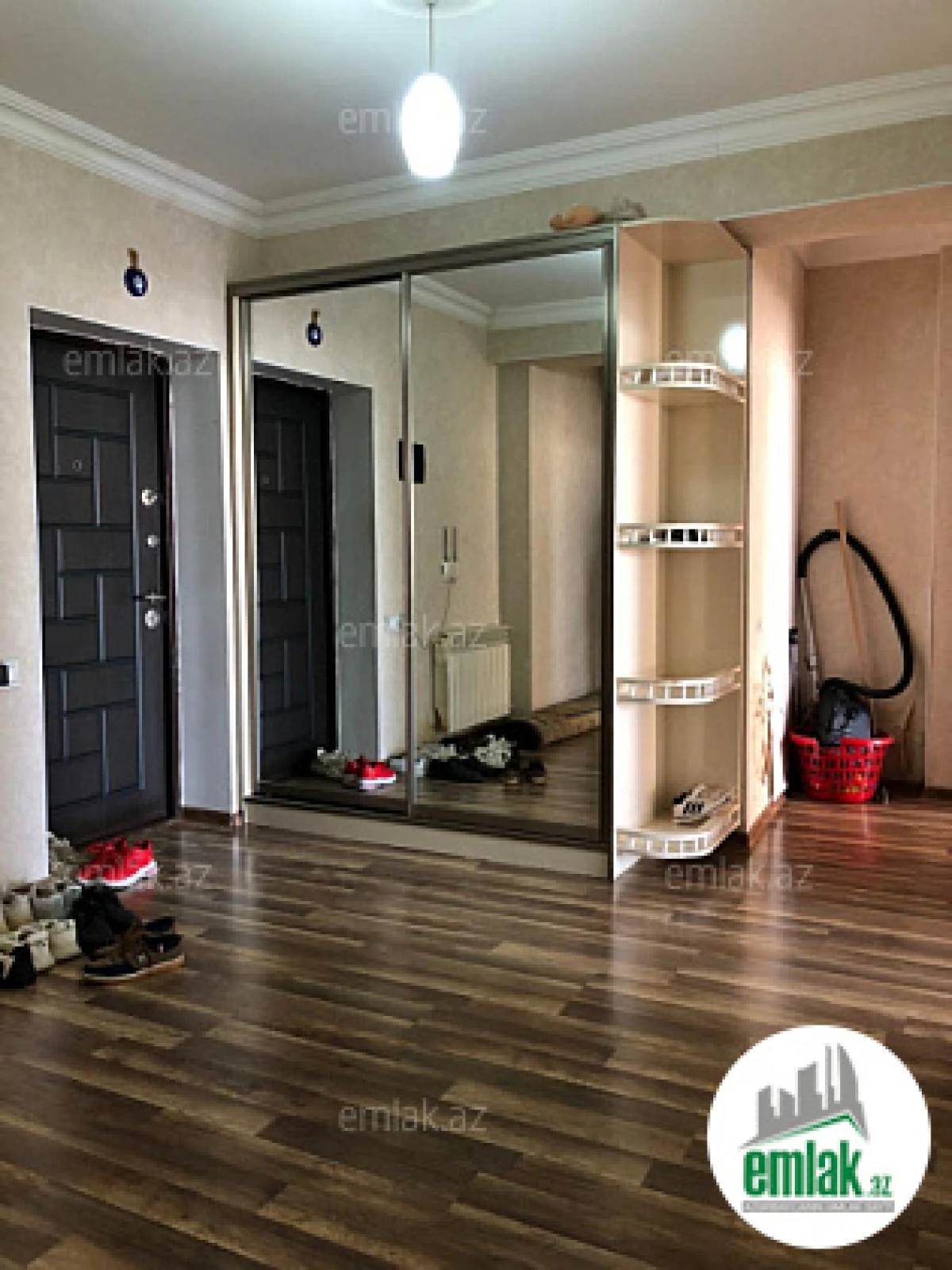 Satılır 2 otaqlı yeni tikili 105 m²