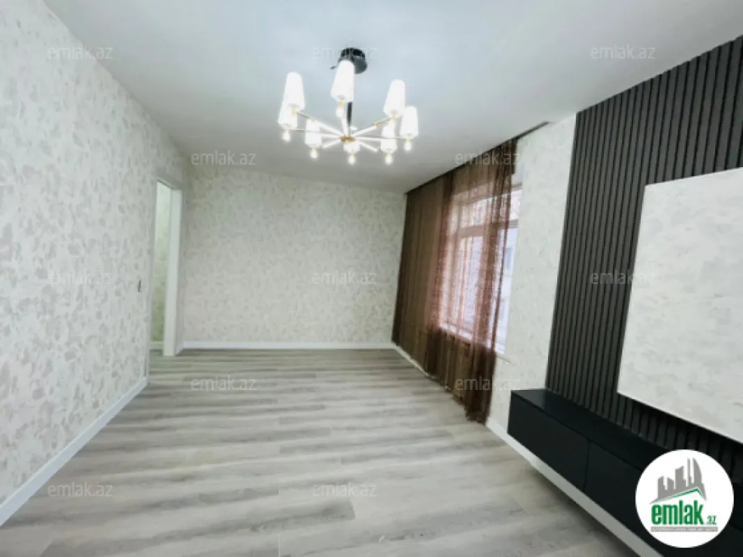 Satılır 2 otaqlı köhnə tikili 35 m²