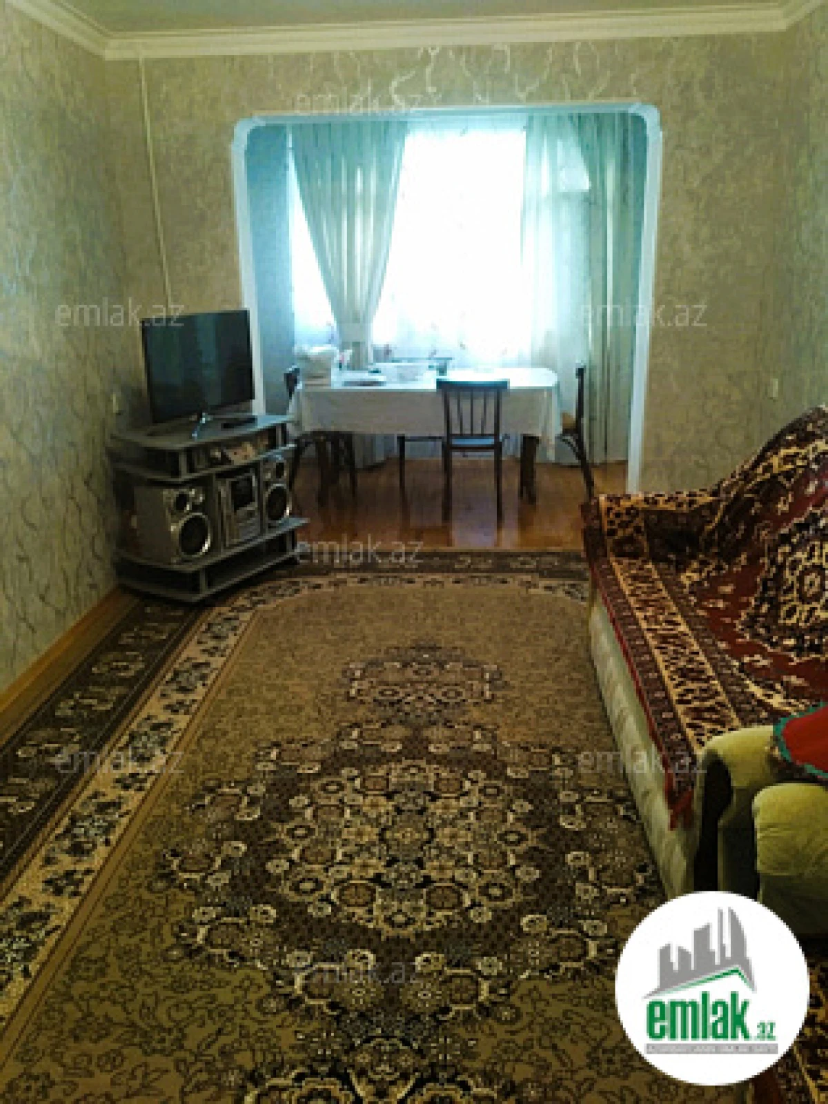 Satılır 4 otaqlı köhnə tikili 100 m²