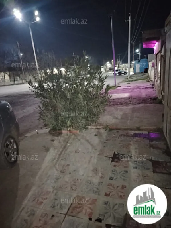 Satılır 5 otaqlı həyət evi 3 m²